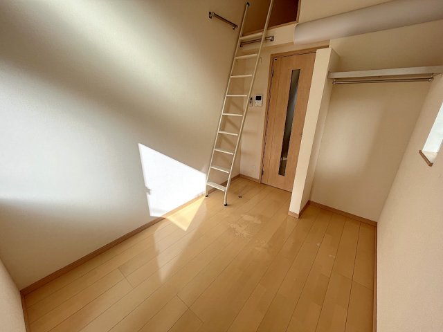 居室・リビング　参考写真（別号室）