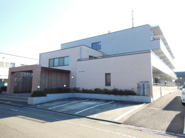 建物外観　♪陽当たり良好な物件！♪