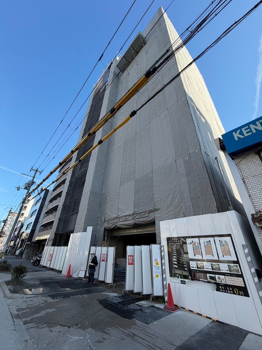 建物外観　建築中