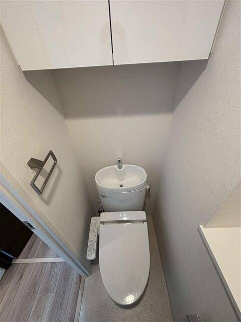 バルコニー　浴室乾燥機完備