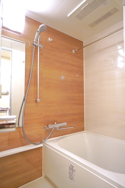 バス・シャワールーム　※写真は同タイプ住戸です。