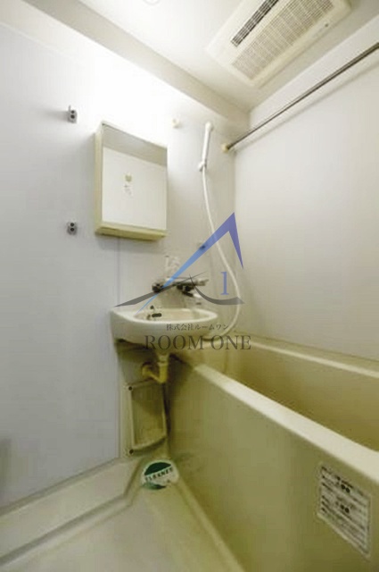 バス・シャワールーム　お風呂です。