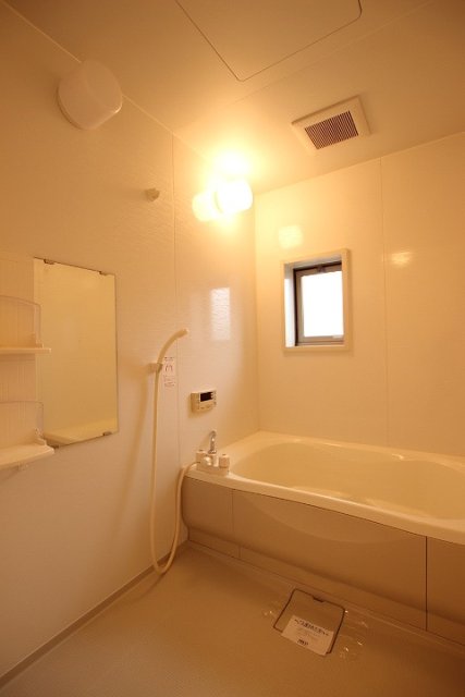 バス・シャワールーム　同物件別号室