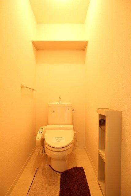 トイレ　同物件別号室