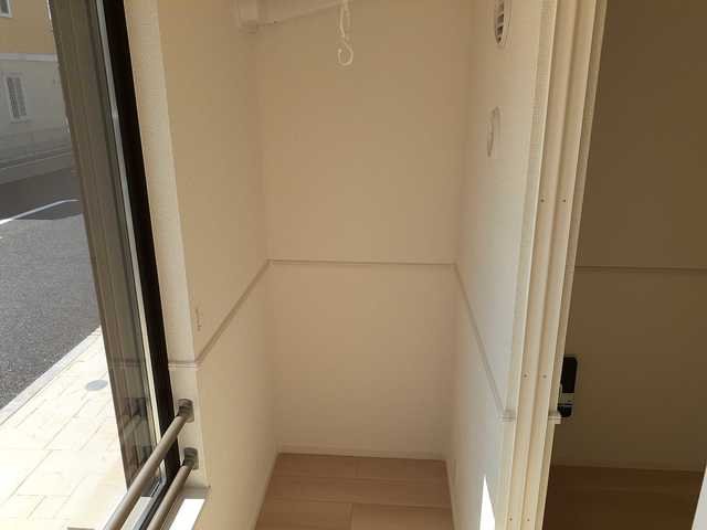 バルコニー　インナーバルコニー