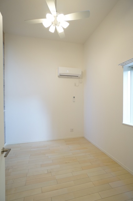 居室・リビング　他の住戸の参考写真です。