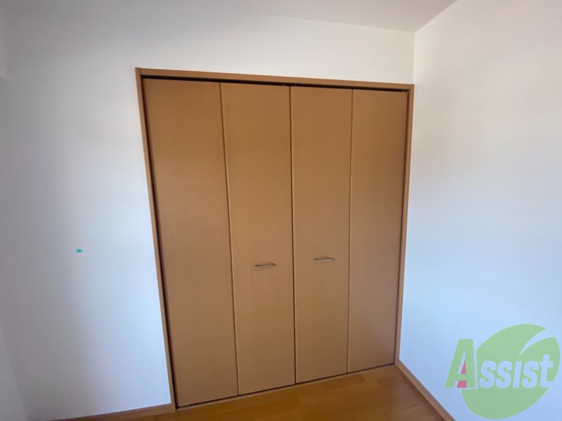 収納　収納はこちら。中の様子が気になりますね。。