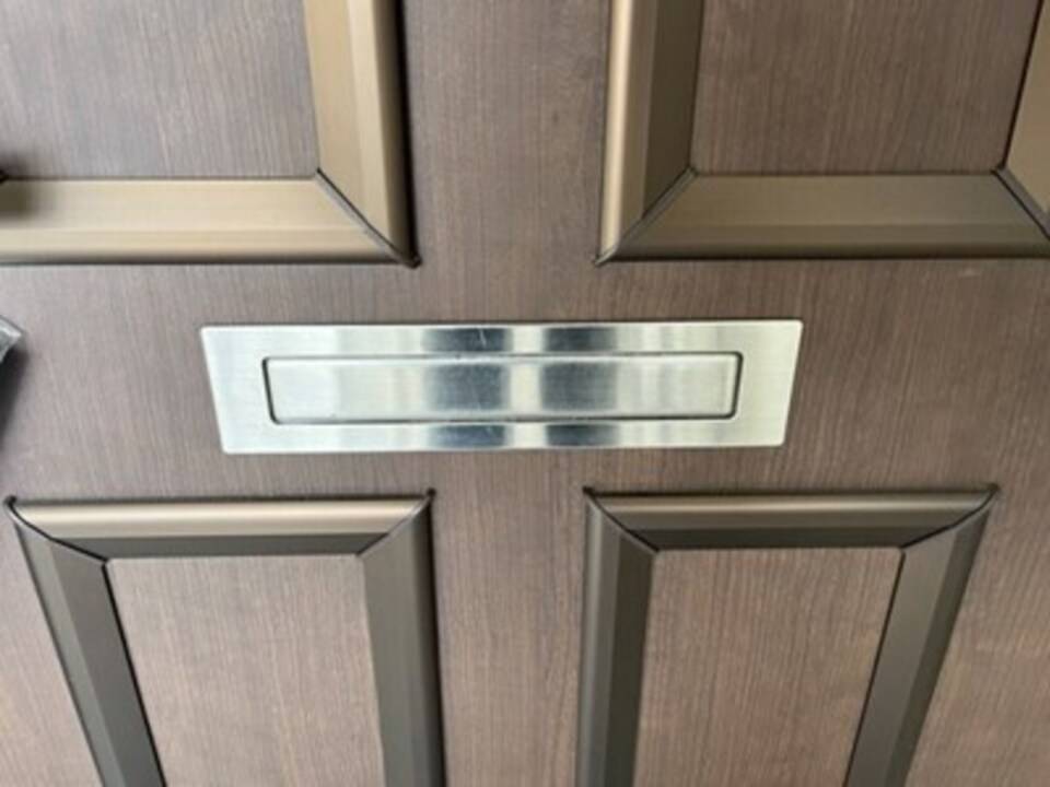 エントランス　ポスト