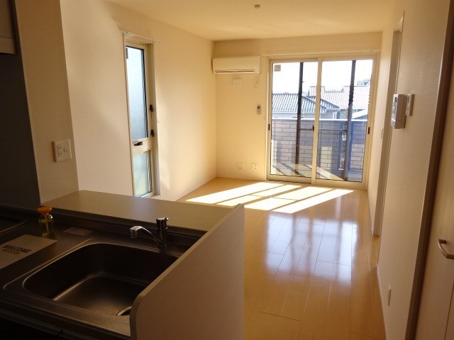 居室・リビング　同間取り別部屋の参考写真です