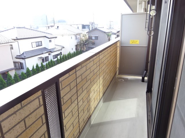 バルコニー　同間取り別部屋の参考写真です