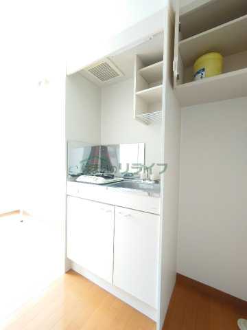 キッチン　※参考写真です。反転タイプのお部屋になります。