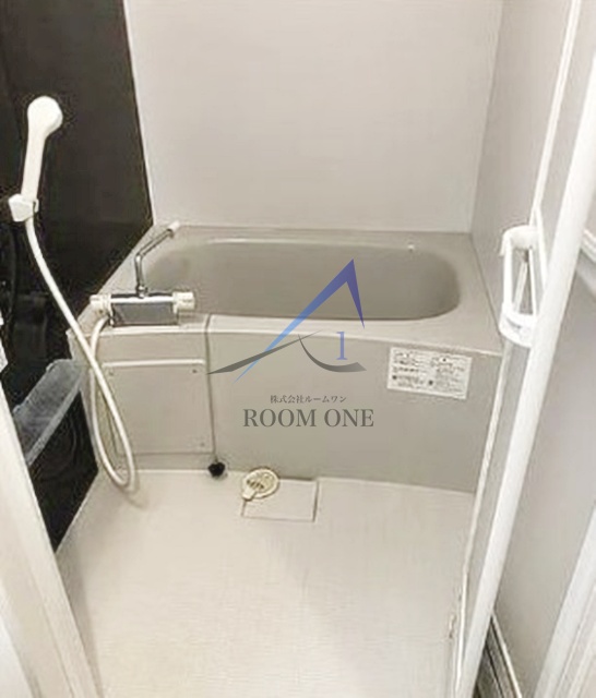 バス・シャワールーム　お風呂です。