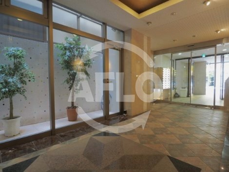 エントランス　ウエンズ東心斎橋　エントランス