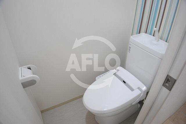 トイレ　ウエンズ東心斎橋　ウォシュレット付