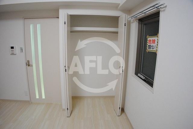 収納　ウエンズ東心斎橋　クローゼット