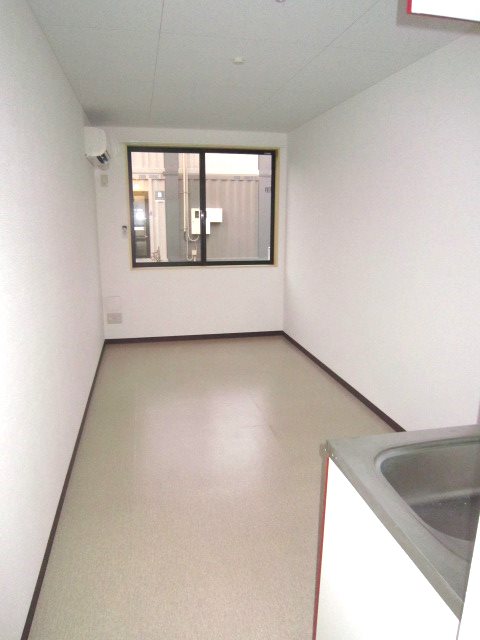 居室・リビング　別部屋参考写真