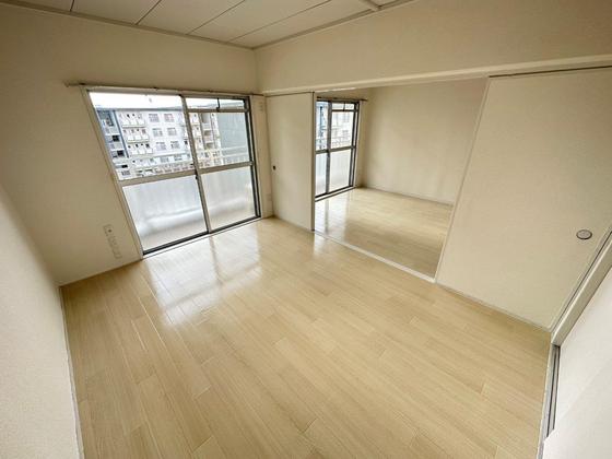 居室・リビング　※別部屋の写真です