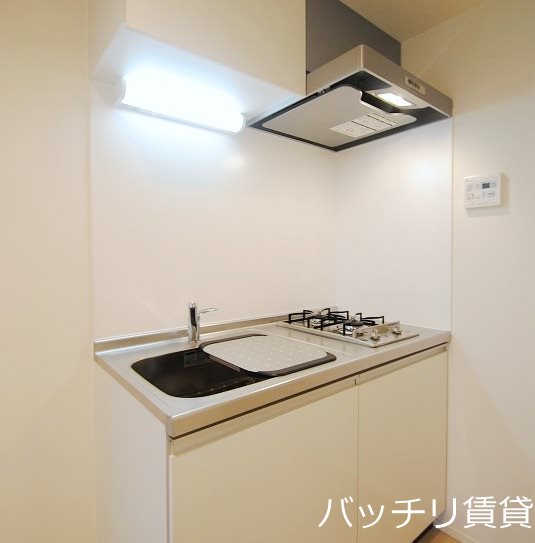 キッチン　画像は同型タイプの為、現状を優先致します。
