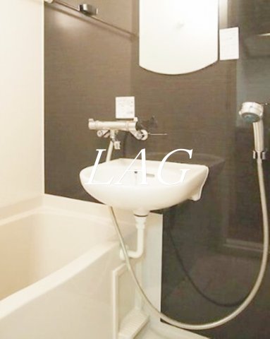 洗面設備　洗面台です。