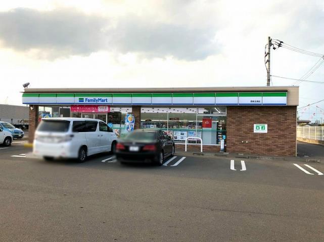 コンビニ　ファミリーマート　西条玉津店（コンビニ）まで374m