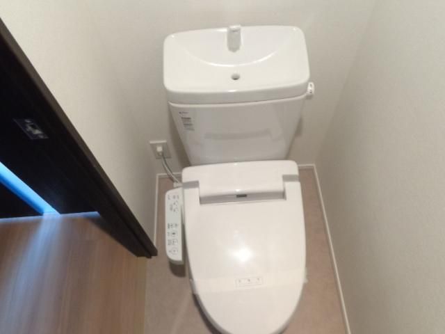 トイレ　洗浄便座
