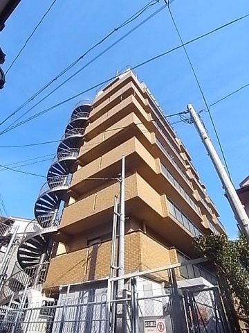 建物外観　タイル張りの外観