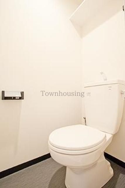 トイレ　※写真は同タイプ住戸です。