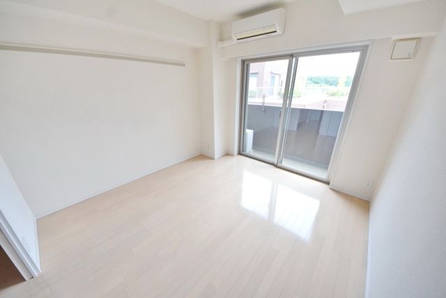 居室・リビング　別部屋参考写真