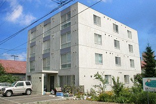 建物外観　☆地下鉄東西線発寒南駅まで徒歩5分！