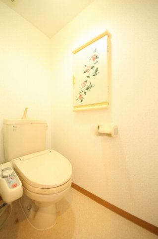 トイレ　シンプルで使いやすいトイレです