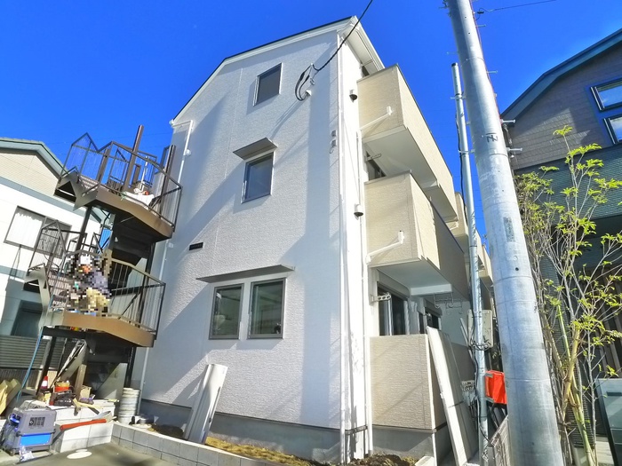 建物外観　建築中