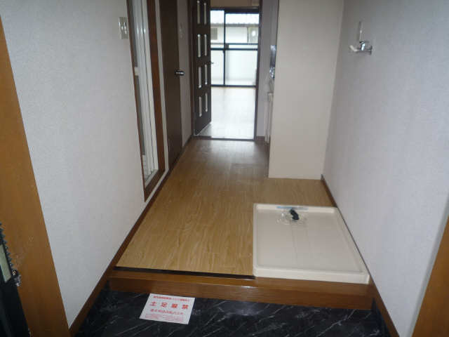 玄関　他号室のためイメージ写真となります。