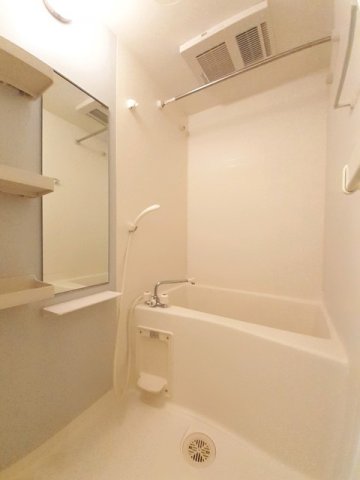 バス・シャワールーム　日々の暮らしに欠かせないお風呂です