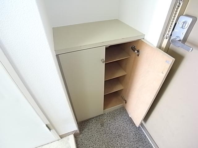 収納　ちょっとした収納スペースも充実しています