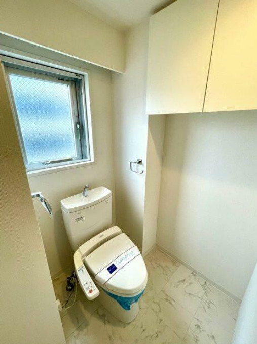 トイレ　※別部屋の参考写真です。