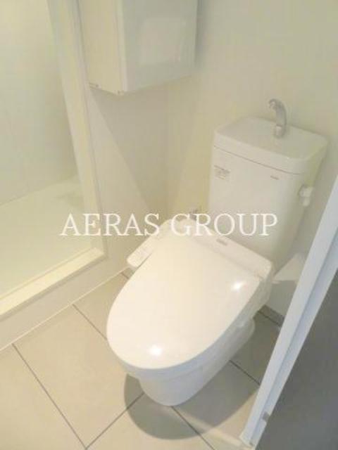 トイレ　温水洗浄便座