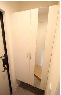 玄関　別仕様の写真のため参考にして下さい