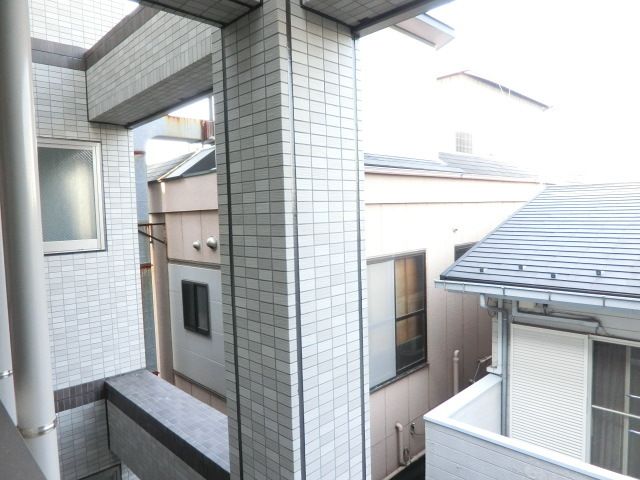 眺望　住宅街に立地しております。