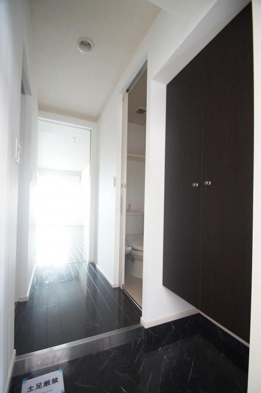 玄関　物件の画像6