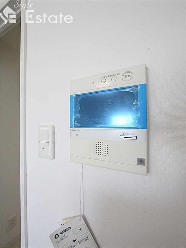 セキュリティ　モニター付きインターホン