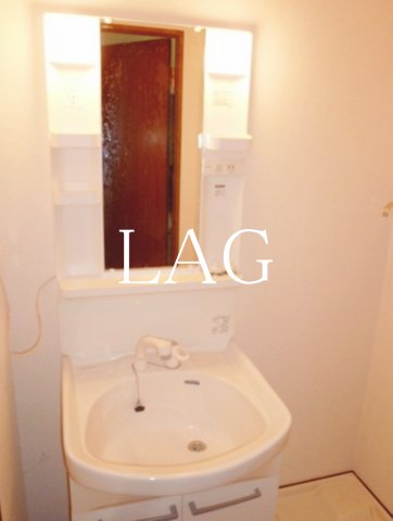 洗面設備　洗面台です。