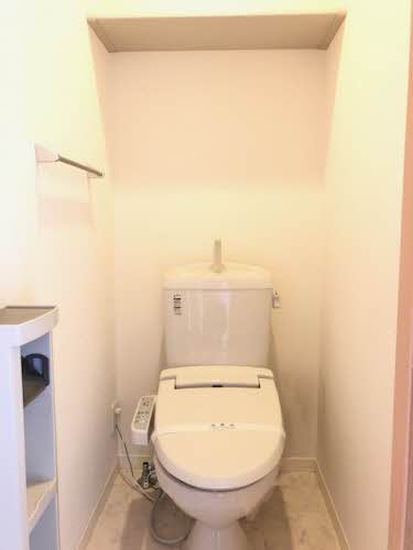 トイレ　温水洗浄便座♪