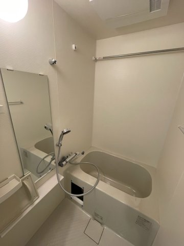 バス・シャワールーム　※同建物同型別のお部屋