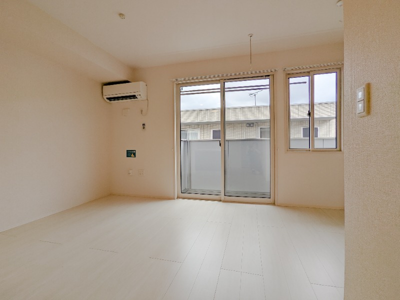 居室・リビング　図面と現状に相違がある場合には現状を優先