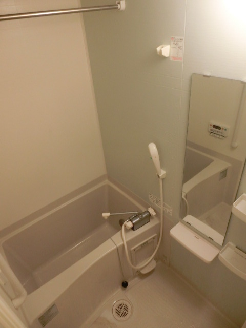 バス・シャワールーム　浴室乾燥機付バスルームで疲れをリセット。