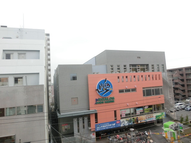 眺望　目の前が、ジムですよ。