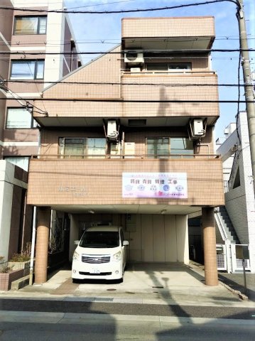 建物外観　落ち着いた雰囲気の外観です