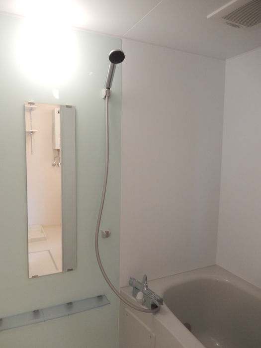 バス・シャワールーム　追い焚き機能付き