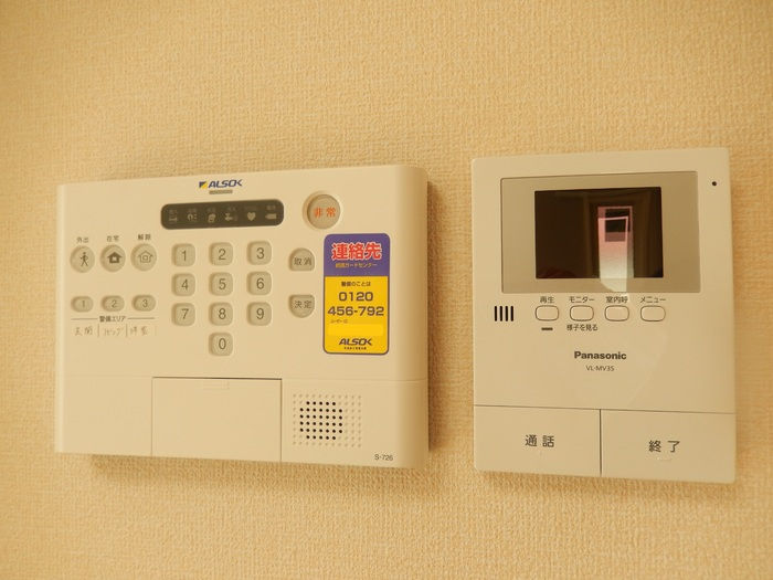 セキュリティ　ＴＶインターホン、ALSOKホームセキュリティー搭載です。
