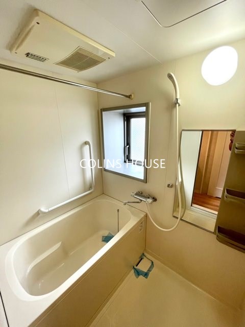 バス・シャワールーム　リノベーション工事前画像